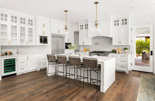 24/7 Emergency Cabinet Installation experts in Roanoke, TX